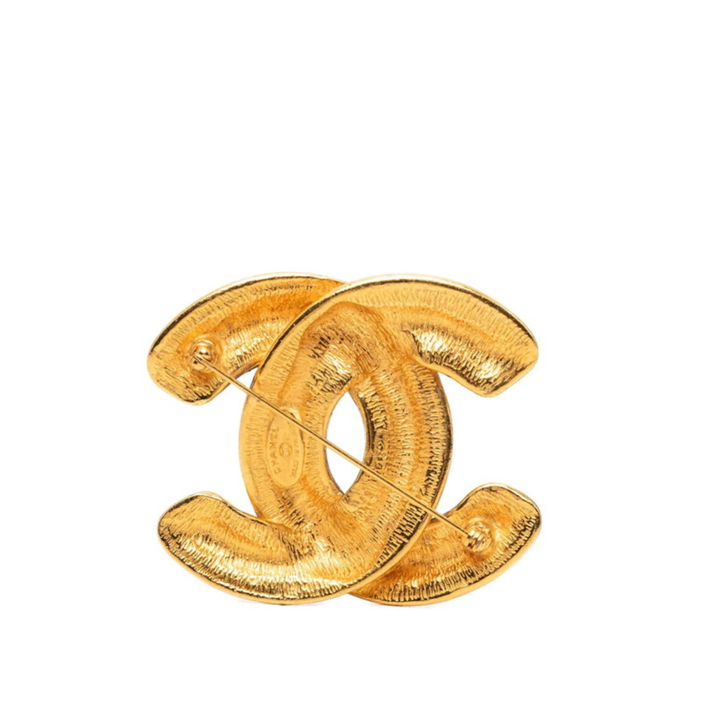 CHANEL Gold Logo Brooch - Picture 2 of 3